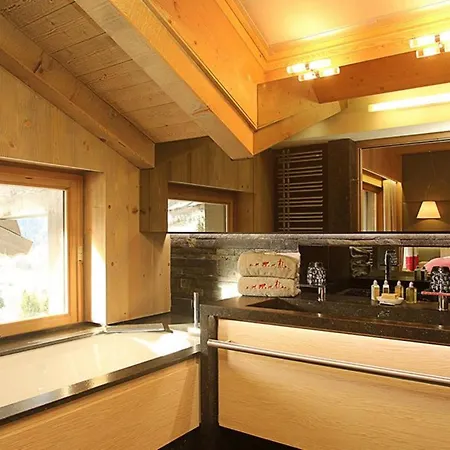Holiday home Luxury Chalet Courchevel With Pool & Jacuzzzi Courchevel